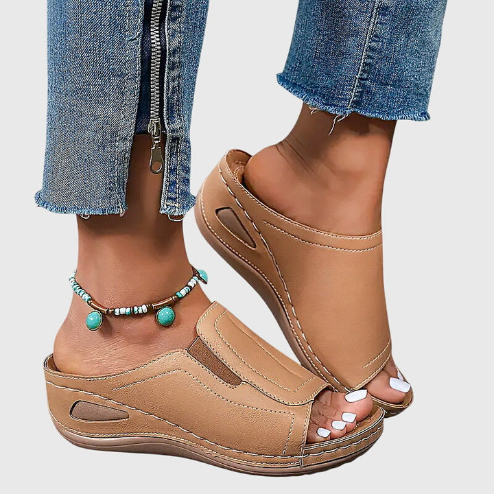 Aretha™ | Orthopaedic Sandals