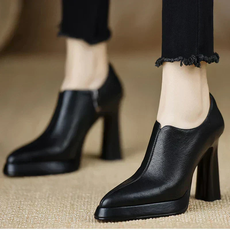 Carina Stylish Pumps