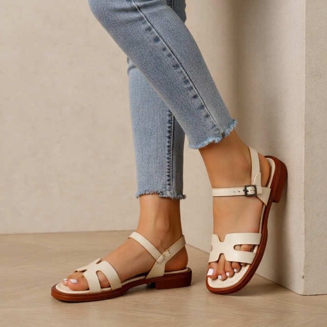 Deliane | Sophisticated Comfort Sandals