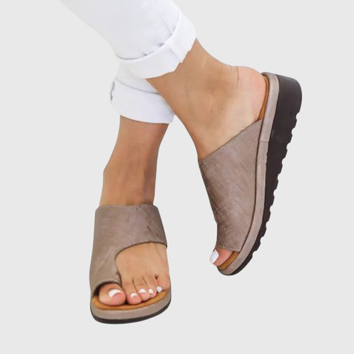 LIZZIE ORTHOPEDIC SUMMER SANDALS